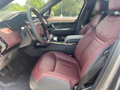 2025 Land Rover Range Rover Sport Autobiography