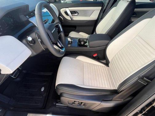 2024 Land Rover Discovery Sport Dynamic SE