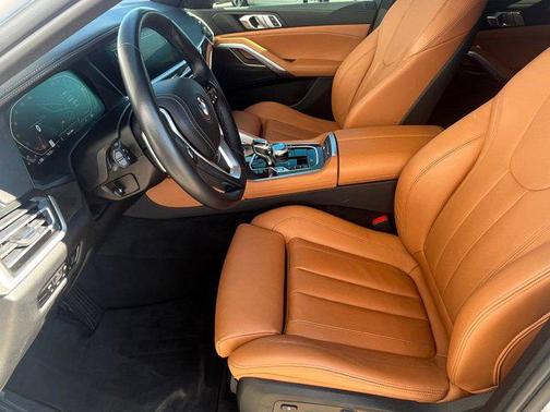2022 BMW X6 xDrive40i