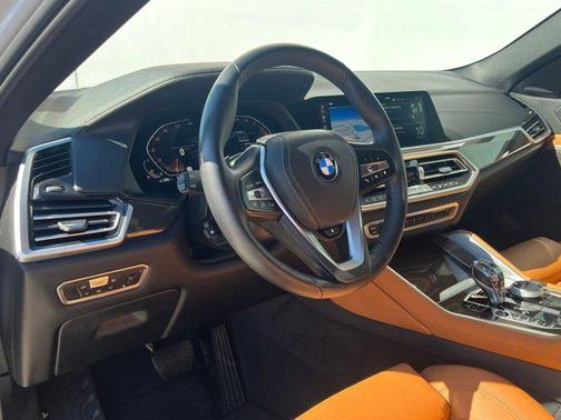 2022 BMW X6 xDrive40i