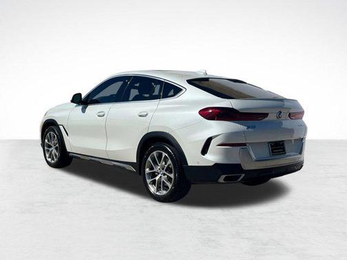 2022 BMW X6 xDrive40i
