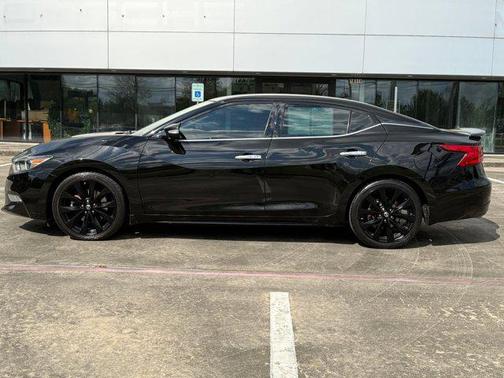 Super Black 2017 Nissan Maxima 3.5 SR