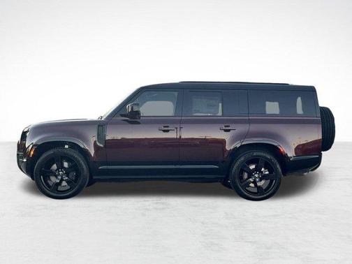 2025 Land Rover Defender 130 P400 X-Dynamic SE