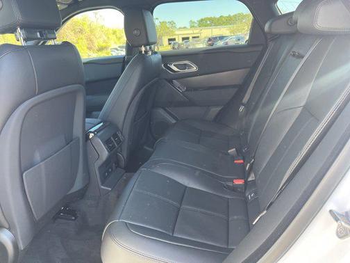 2026 Land Rover Range Rover Velar P250 SE R-Dynamic