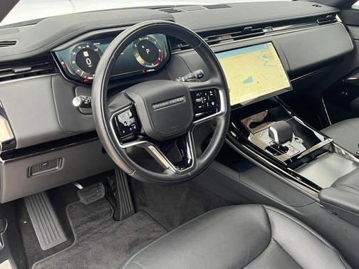 2025 Land Rover Range Rover Sport SE