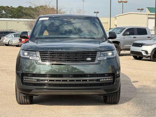 2026 Land Rover Range Rover P400 SE 7 Seat