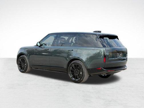 2026 Land Rover Range Rover P400 SE 7 Seat