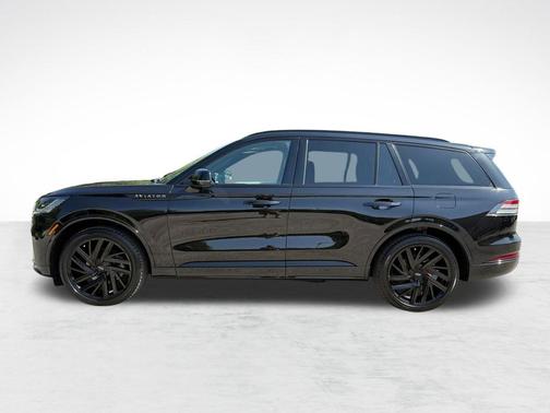 infinite black metallic clearcoat 2026 Lincoln Aviator Black Label AWD
