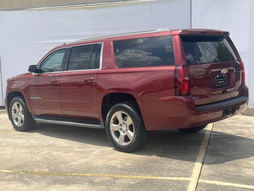 2017 Chevrolet Suburban LT