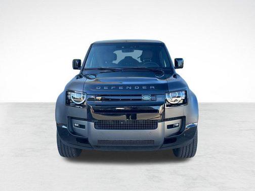 2026 Land Rover Defender 110 V8