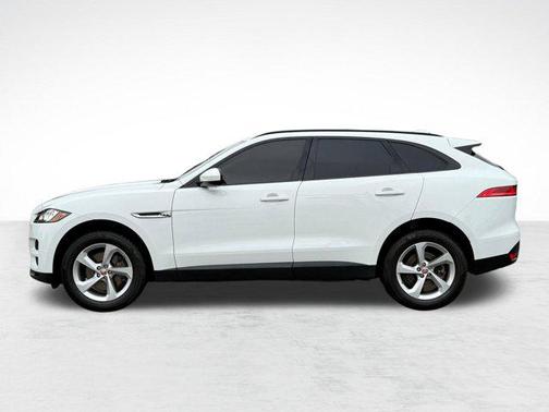 Fuji White 2018 Jaguar F-PACE 30t Premium