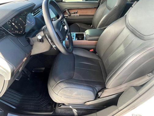 2023 Land Rover Range Rover P400 SE