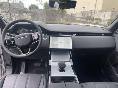 2025 Land Rover Range Rover Evoque Core S