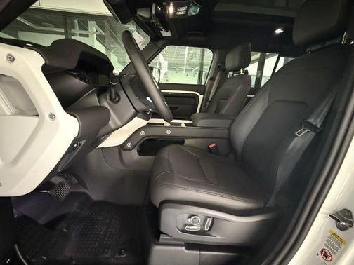 2026 Land Rover Defender P300 S