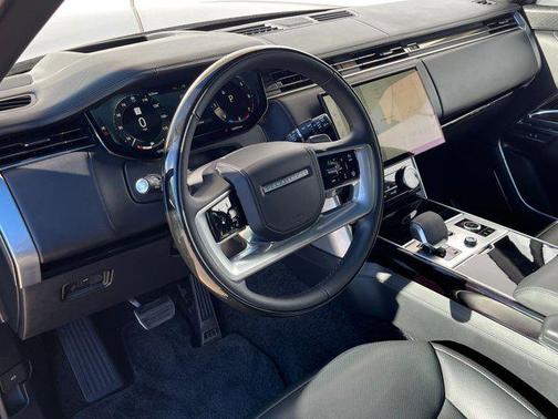 2023 Land Rover Range Rover Autobiography