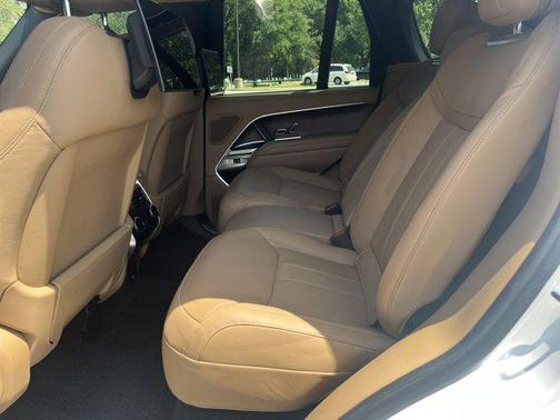 2023 Land Rover Range Rover Autobiography