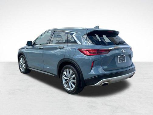 2022 INFINITI QX50 LUXE