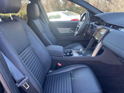 2025 Land Rover Discovery Sport Dynamic SE