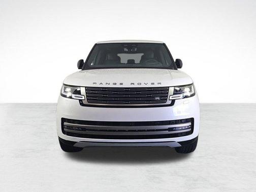 2025 Land Rover Range Rover P530 SE 7 Seat