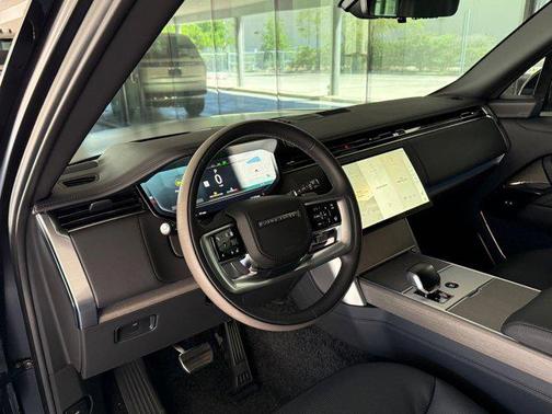 Obsidian Black SV Bespoke Ultra Metallic Satin 2026 Land Rover Range Rover P615 SV