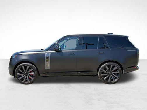Obsidian Black SV Bespoke Ultra Metallic Satin 2026 Land Rover Range Rover P615 SV