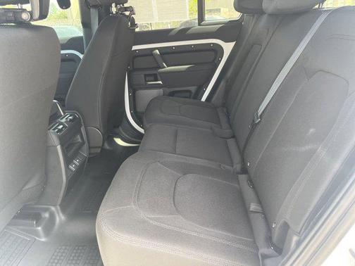 2023 Land Rover Defender 110 Standard