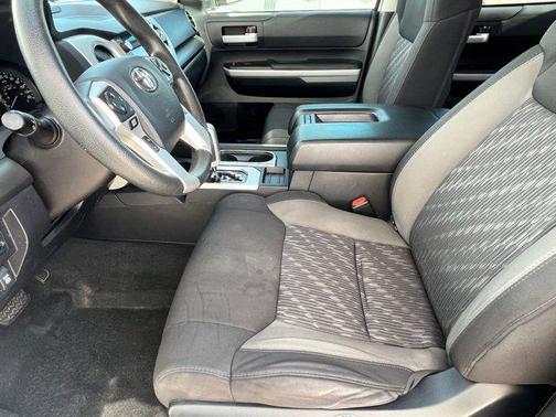 2019 Toyota Tundra SR5