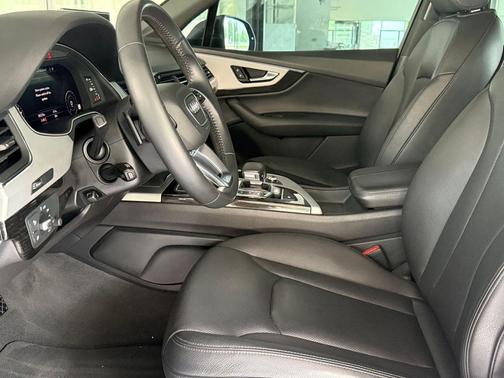 Gray 2018 Audi Q7 2.0T Premium Plus