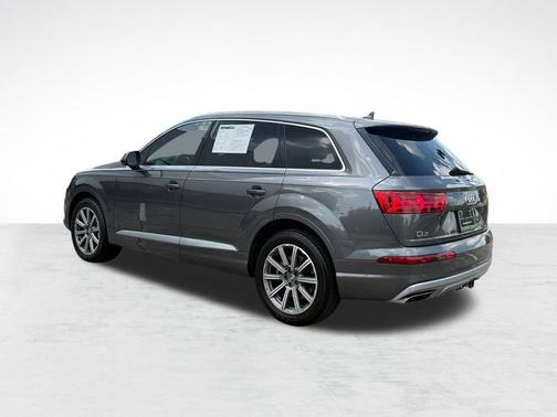 Gray 2018 Audi Q7 2.0T Premium Plus