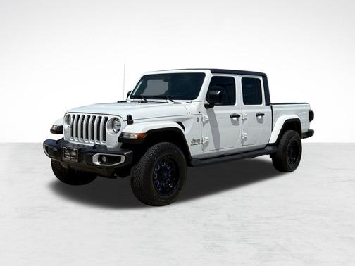 Bright White Clearcoat 2021 Jeep Gladiator Overland