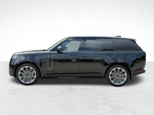 Santorini Black 2026 Land Rover Range Rover P530 SE 7 Seat