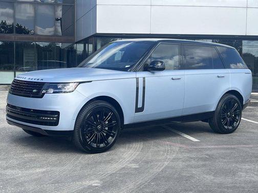 2025 Land Rover Range Rover P400 SE 7 Seat
