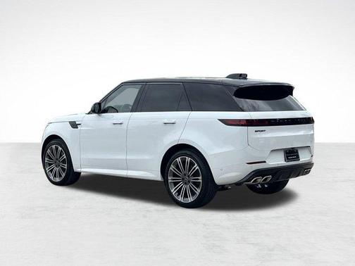 2025 Land Rover Range Rover Sport SE