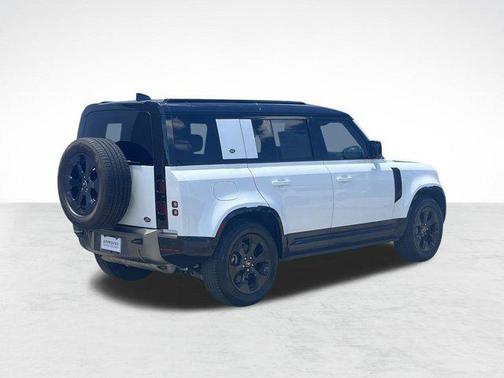 2023 Land Rover Defender 110 X-Dynamic SE