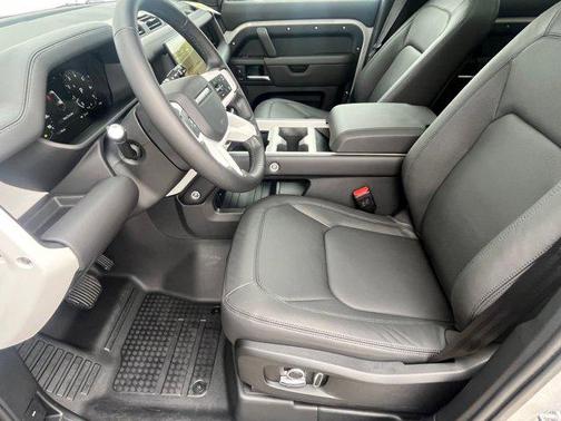 2026 Land Rover Defender S