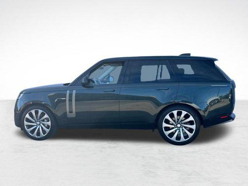 2023 Land Rover Range Rover P530 SE