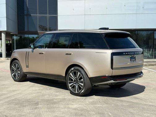 Sunset Gold SV Bespoke Ultra Metallic Satin 2026 Land Rover Range Rover P530 SE 7 Seat