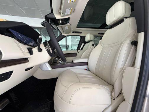 Sunset Gold SV Bespoke Ultra Metallic Satin 2026 Land Rover Range Rover P530 SE 7 Seat