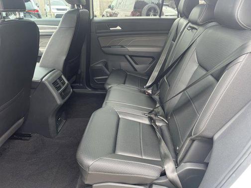 2021 Volkswagen Atlas Cross Sport 3.6L V6 SE w/Technology