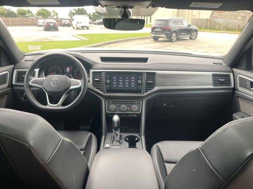 2021 Volkswagen Atlas Cross Sport 3.6L V6 SE w/Technology