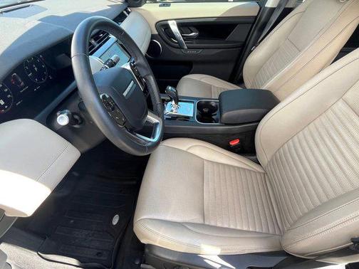 2020 Land Rover Discovery Sport SE