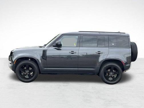 2024 Land Rover Defender 110 P300