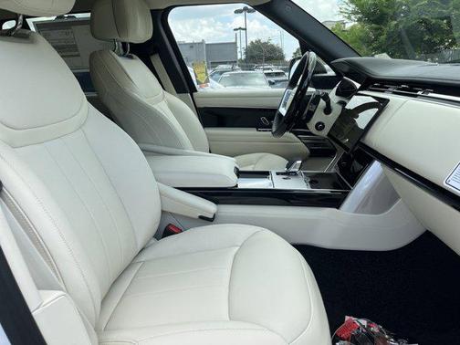 2025 Land Rover Range Rover P530 Autobiography