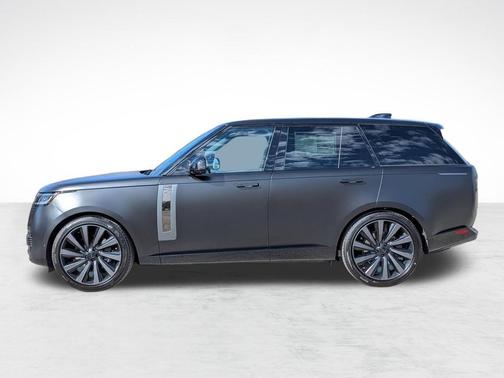 Obsidian Black SV Bespoke Ultra Metallic Satin 2026 Land Rover Range Rover P615 SV