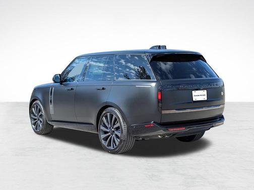 Obsidian Black SV Bespoke Ultra Metallic Satin 2026 Land Rover Range Rover P615 SV