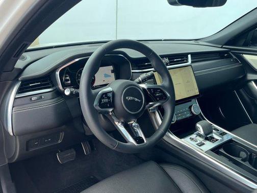 2024 Jaguar XF R-Dynamic SE P250 RWD Automatic