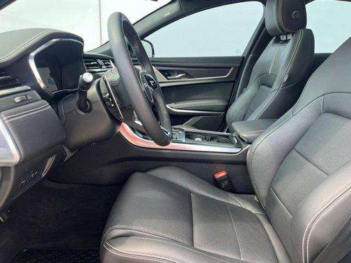 2024 Jaguar XF R-Dynamic SE P250 RWD Automatic