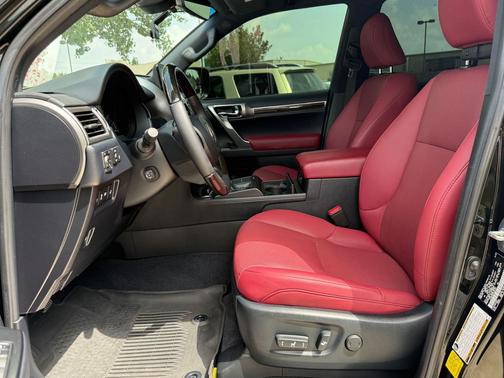 Black Onyx 2023 Lexus GX 460 Premium