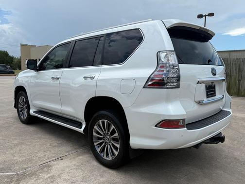 Starfire Pearl 2020 Lexus GX 460 Luxury