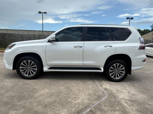 Starfire Pearl 2020 Lexus GX 460 Luxury